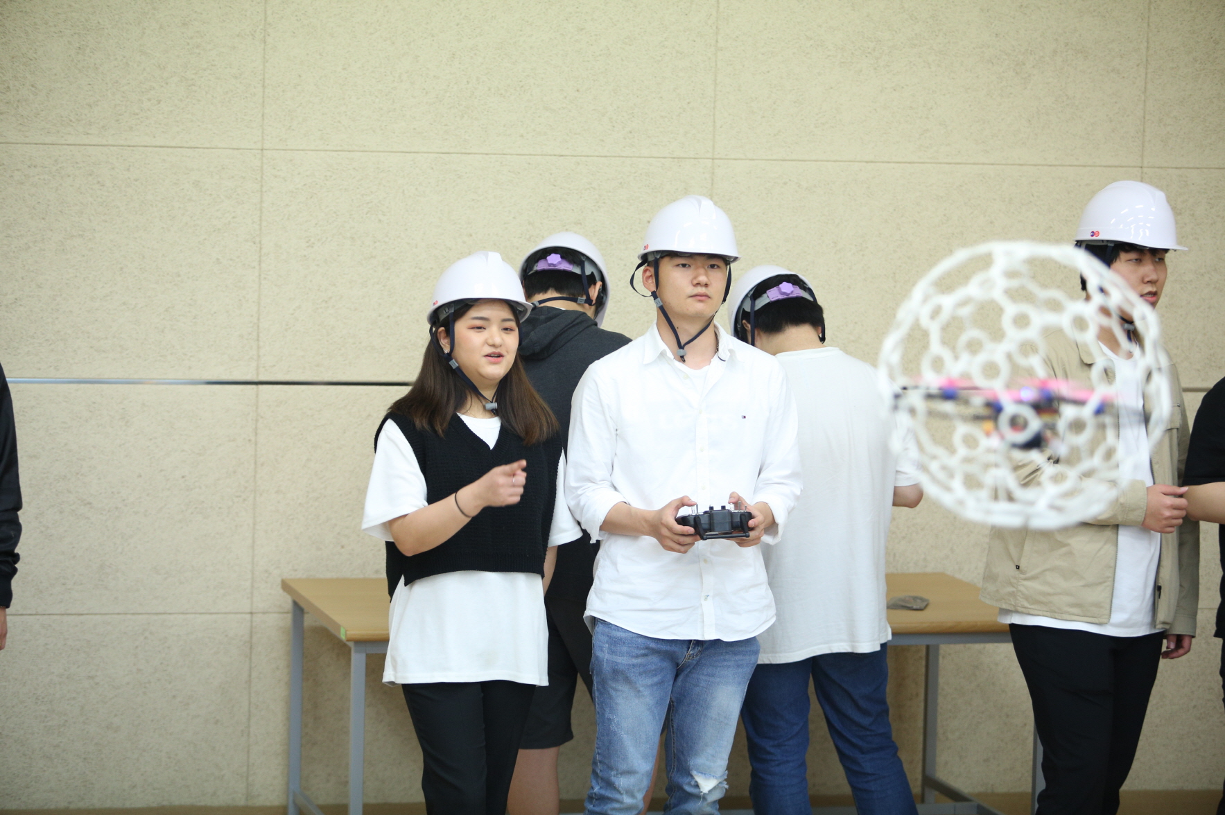 실내연습장 장면들 1